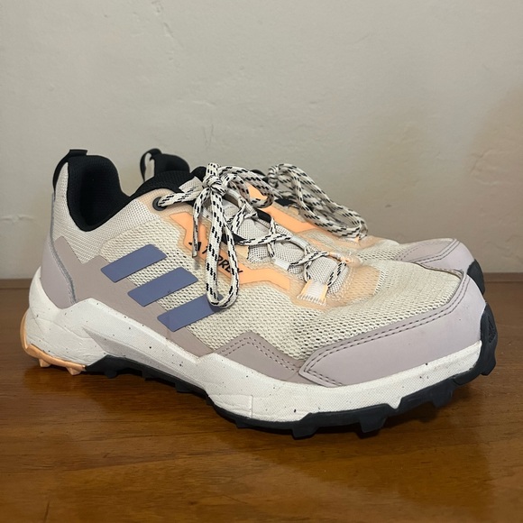 🍑 Adidas TERREX Terrex AX4 Hiking Shoe - Women's - Picture 2 of 8